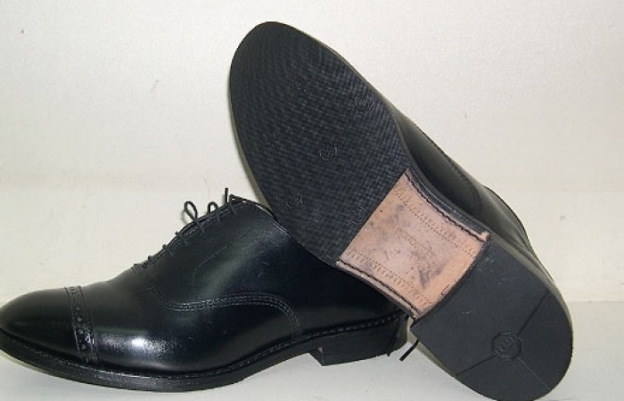 Профилактика на мужские туфли